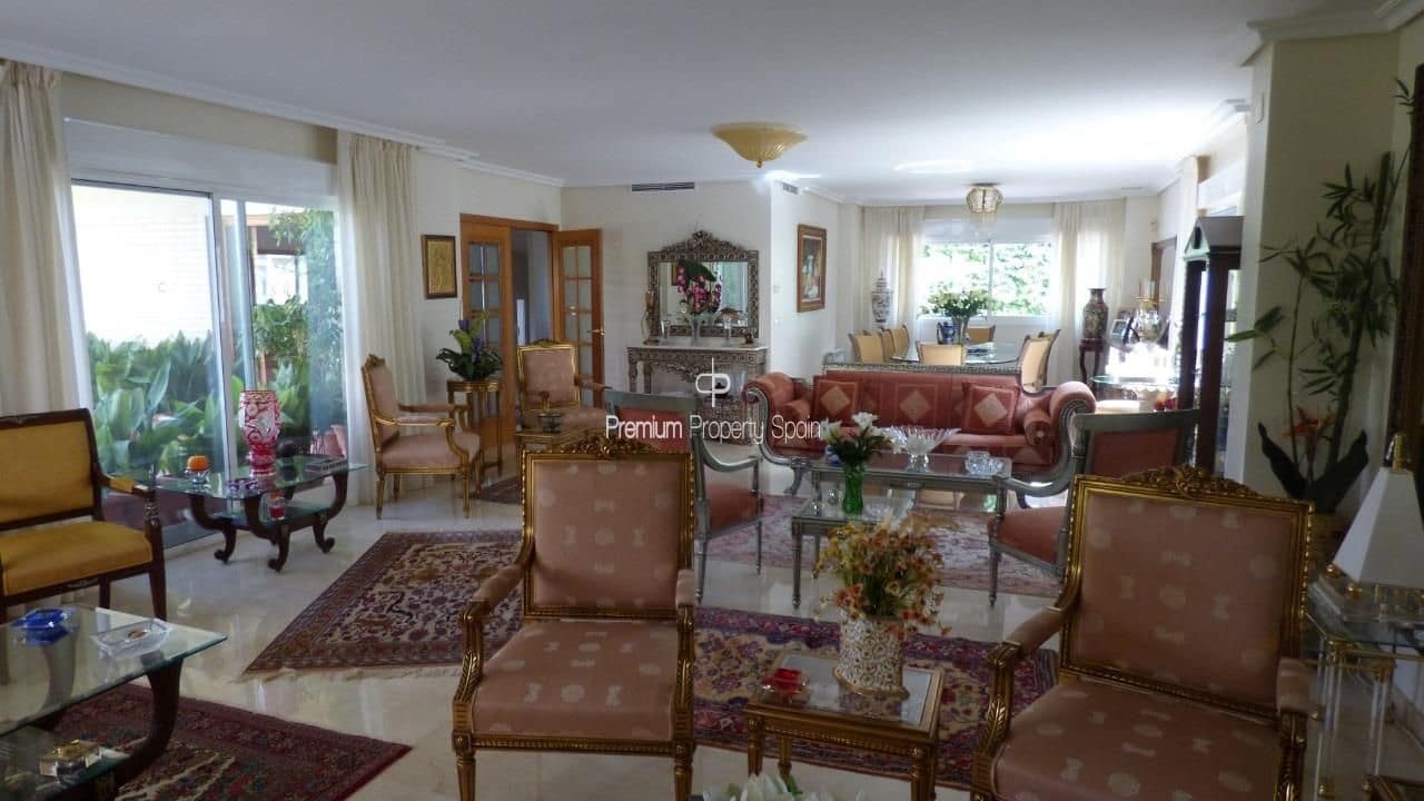 6 sovrum Villa till salu i Playa de San Juan med pool garage - 1 700 000 € (Ref: 7060290)