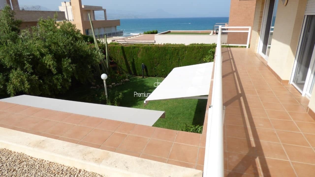 6 sovrum Villa till salu i Playa de San Juan med pool garage - 1 700 000 € (Ref: 7060290)