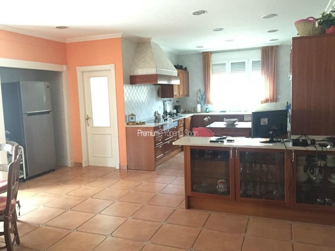 6 soveværelse Villa til salg i Elche / Elx med swimmingpool garage - € 780.000 (Ref: 7060297)