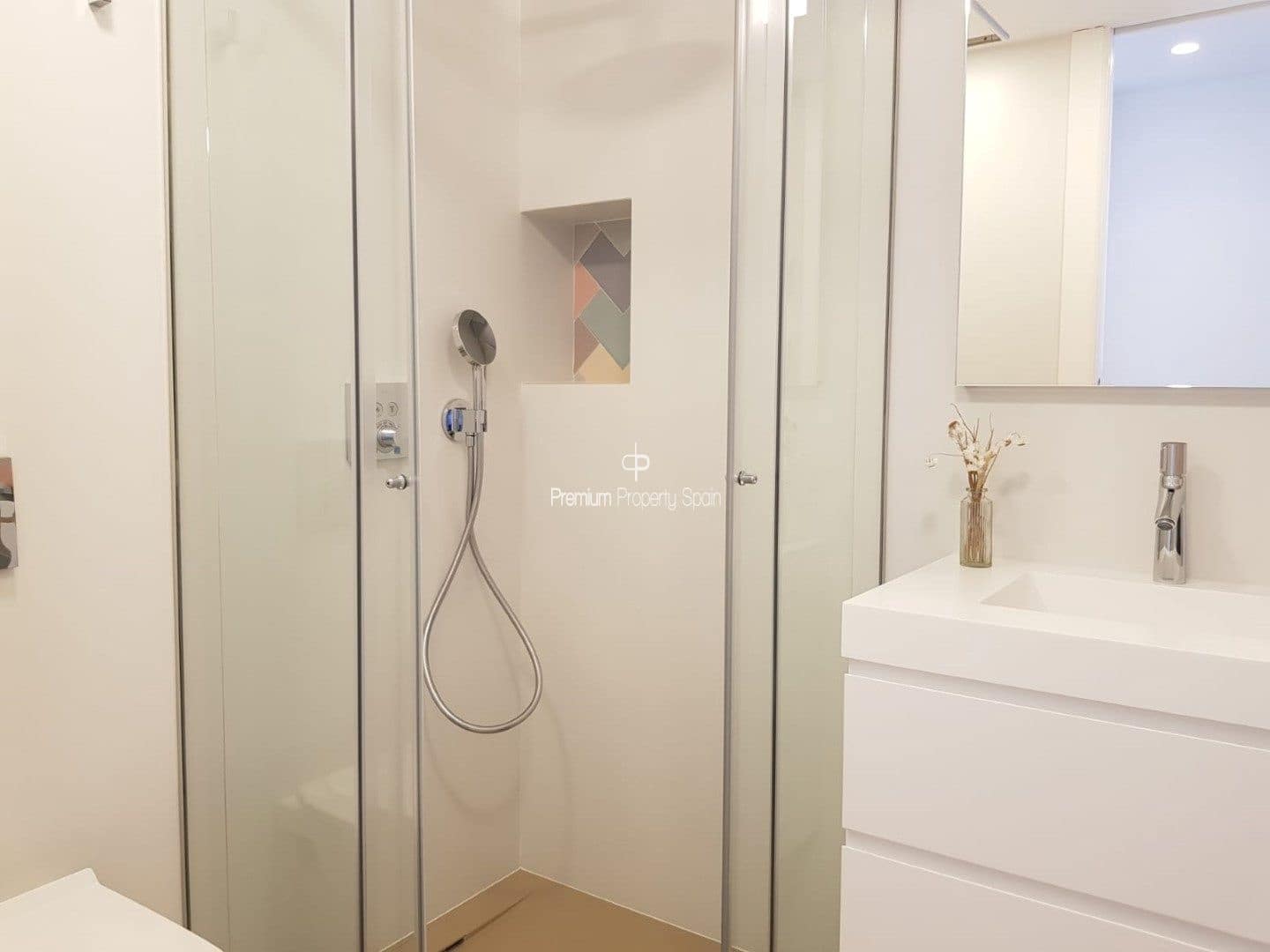 4 soveværelse Villa til salg i Altea med swimmingpool garage - € 1.913.000 (Ref: 7892209)