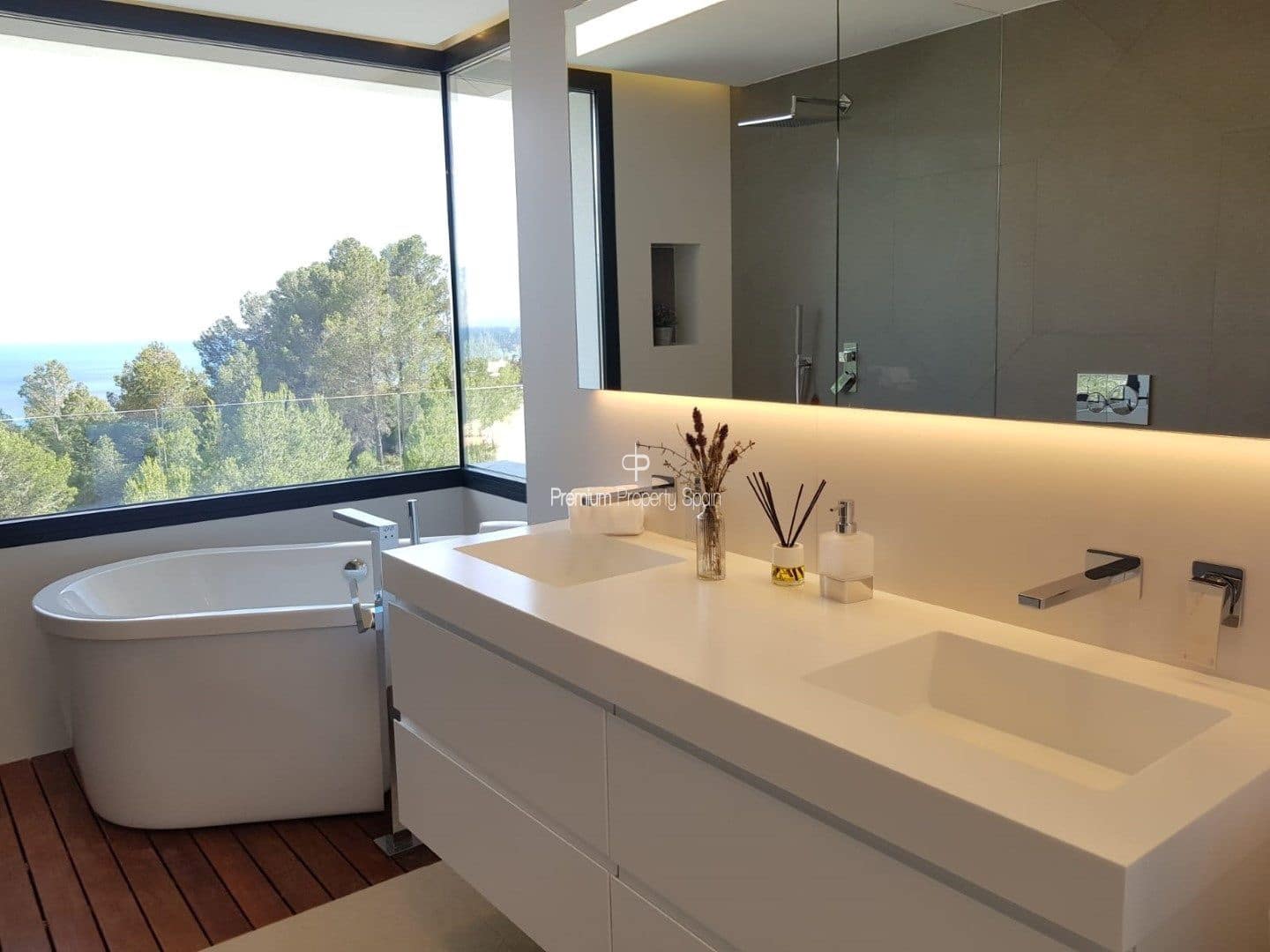 4 soveværelse Villa til salg i Altea med swimmingpool garage - € 1.913.000 (Ref: 7892209)