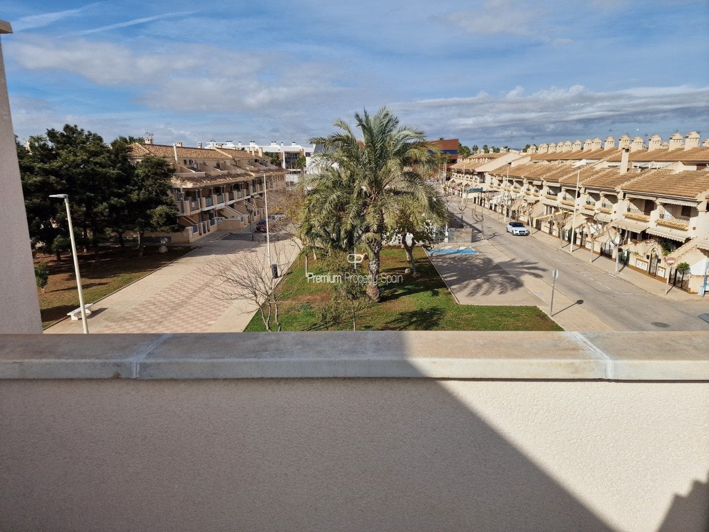3 bedroom Flat for sale in Los Alcazares with pool garage - € 220,000 (Ref: 8055318)