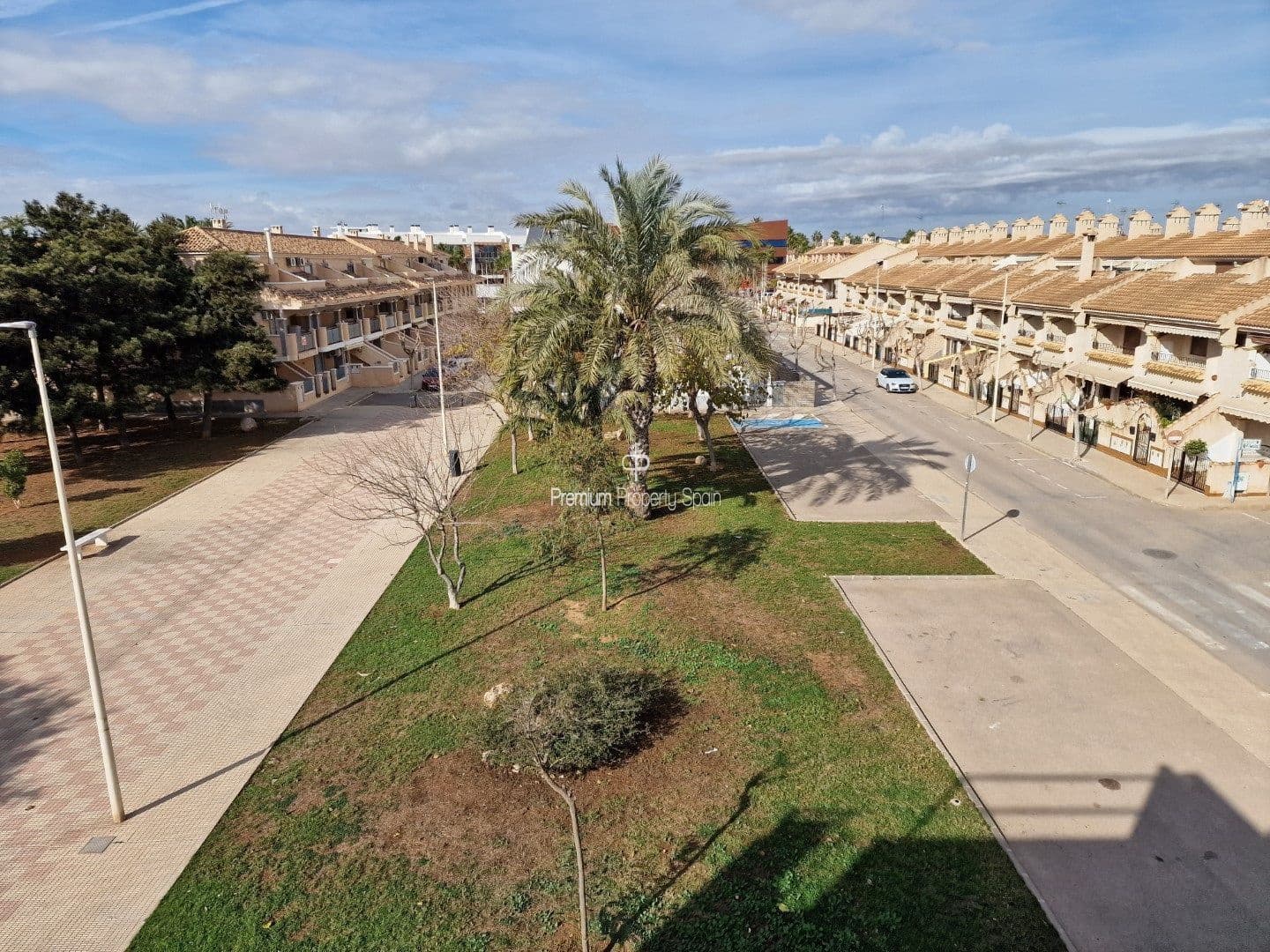 3 bedroom Flat for sale in Los Alcazares with pool garage - € 220,000 (Ref: 8055318)