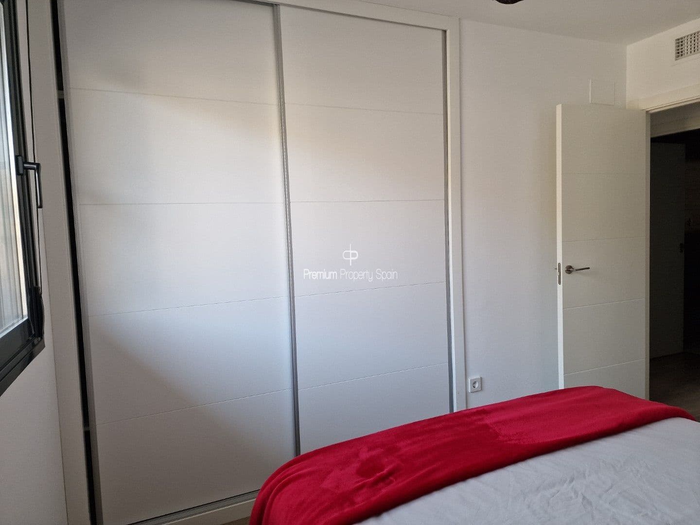 3 bedroom Flat for sale in Los Alcazares with pool garage - € 220,000 (Ref: 8055318)