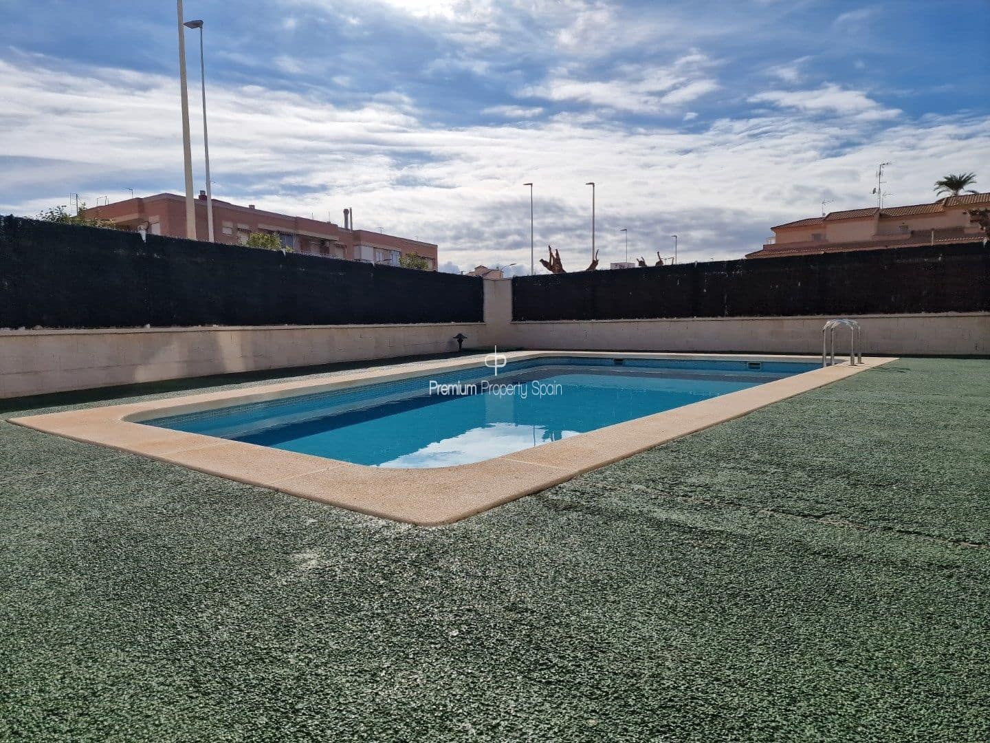 3 bedroom Flat for sale in Los Alcazares with pool garage - € 220,000 (Ref: 8055318)