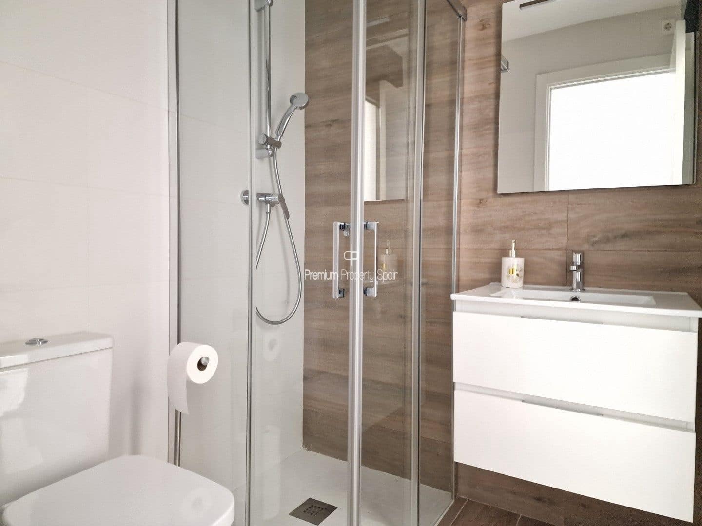 3 bedroom Flat for sale in Los Alcazares with pool garage - € 220,000 (Ref: 8055318)