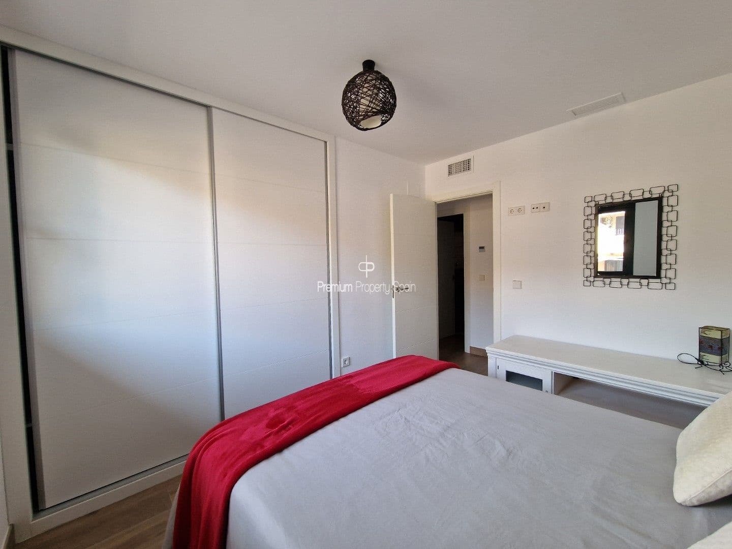 3 bedroom Flat for sale in Los Alcazares with pool garage - € 220,000 (Ref: 8055318)