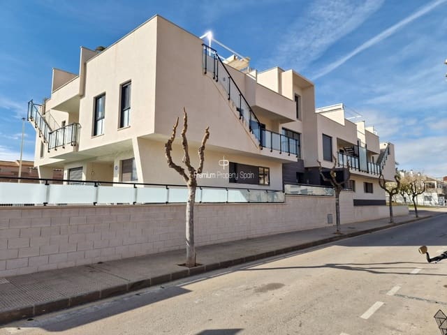 3 quarto Apartamento para venda em Los Narejos - Punta Calera, Los Alcázares com piscina garagem - 220 000 € (Ref: 8055318)