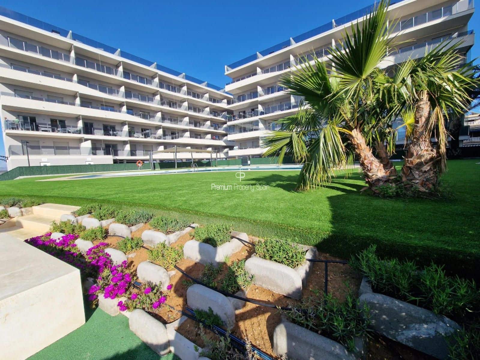 3 makuuhuone Kattohuoneisto myytävänä paikassa Santa Pola mukana uima-altaan 
autotalli - 495 000 € (Ref: 8090560)