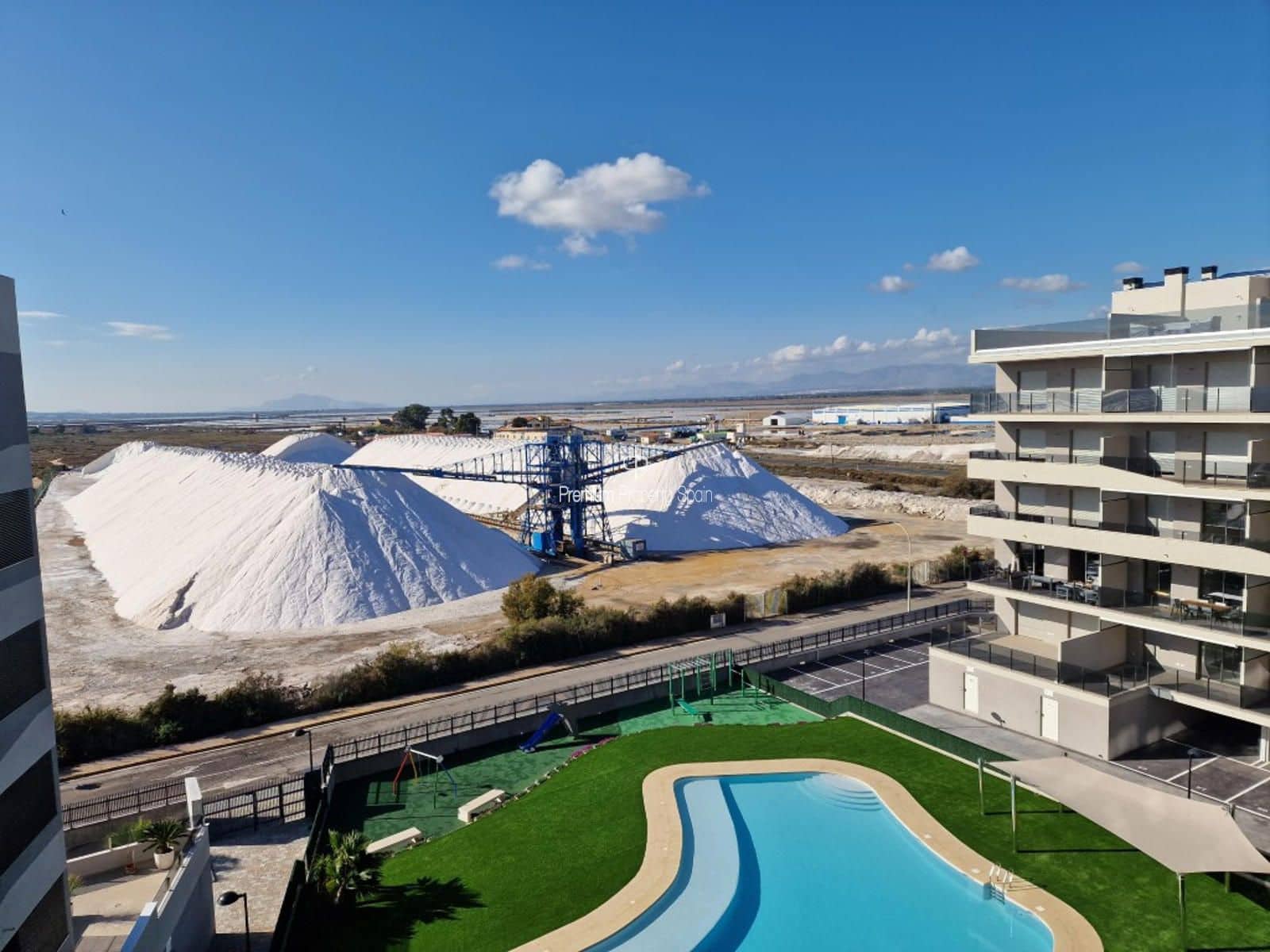 3 makuuhuone Kattohuoneisto myytävänä paikassa Santa Pola mukana uima-altaan 
autotalli - 495 000 € (Ref: 8090560)