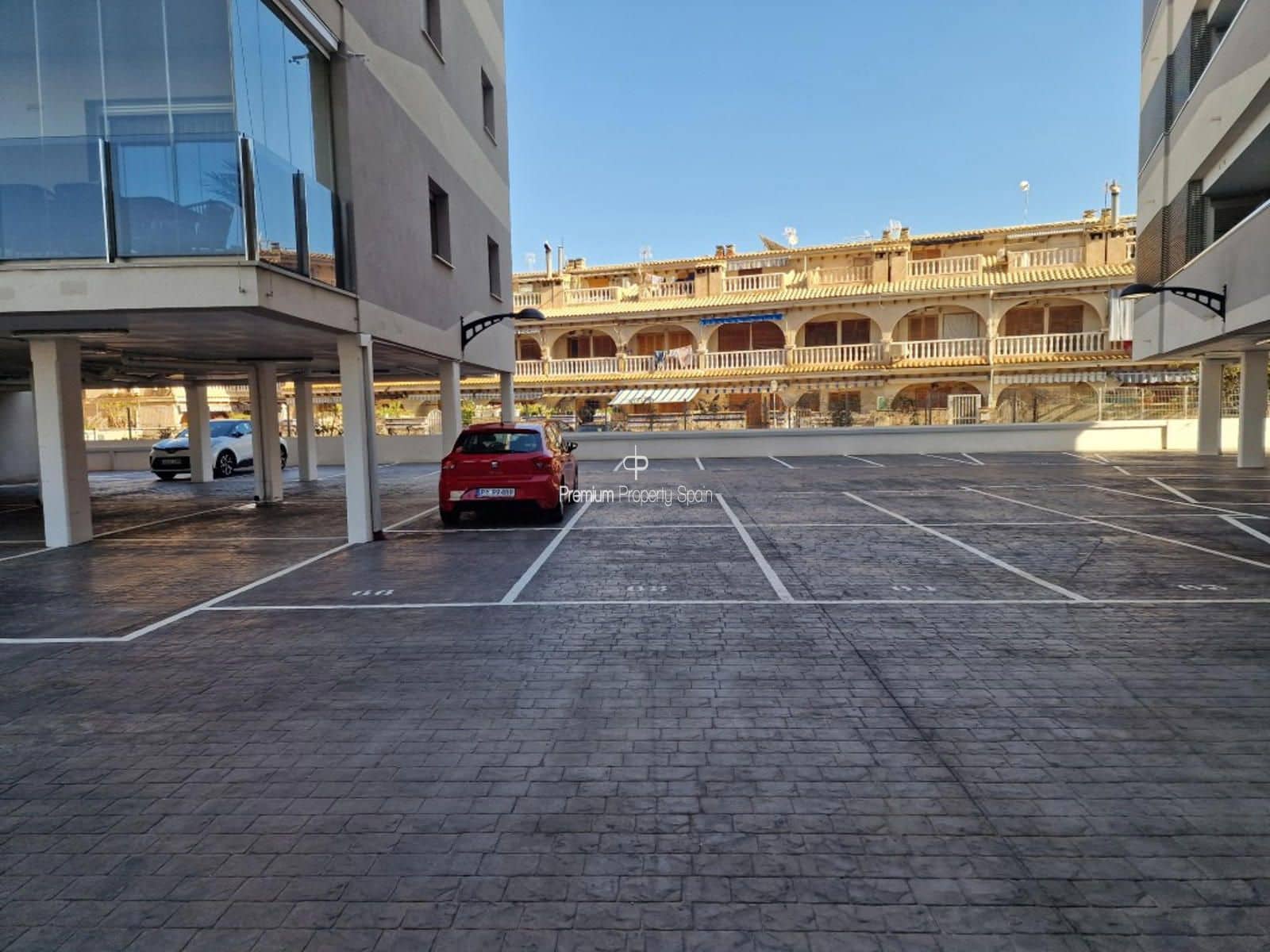 3 makuuhuone Kattohuoneisto myytävänä paikassa Santa Pola mukana uima-altaan 
autotalli - 495 000 € (Ref: 8090560)