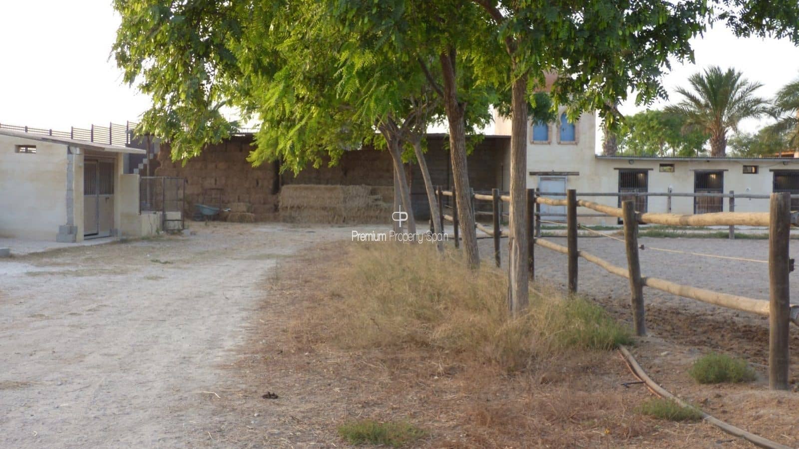 Byggegrund til salg i Elche / Elx - € 750.000 (Ref: 8640155)