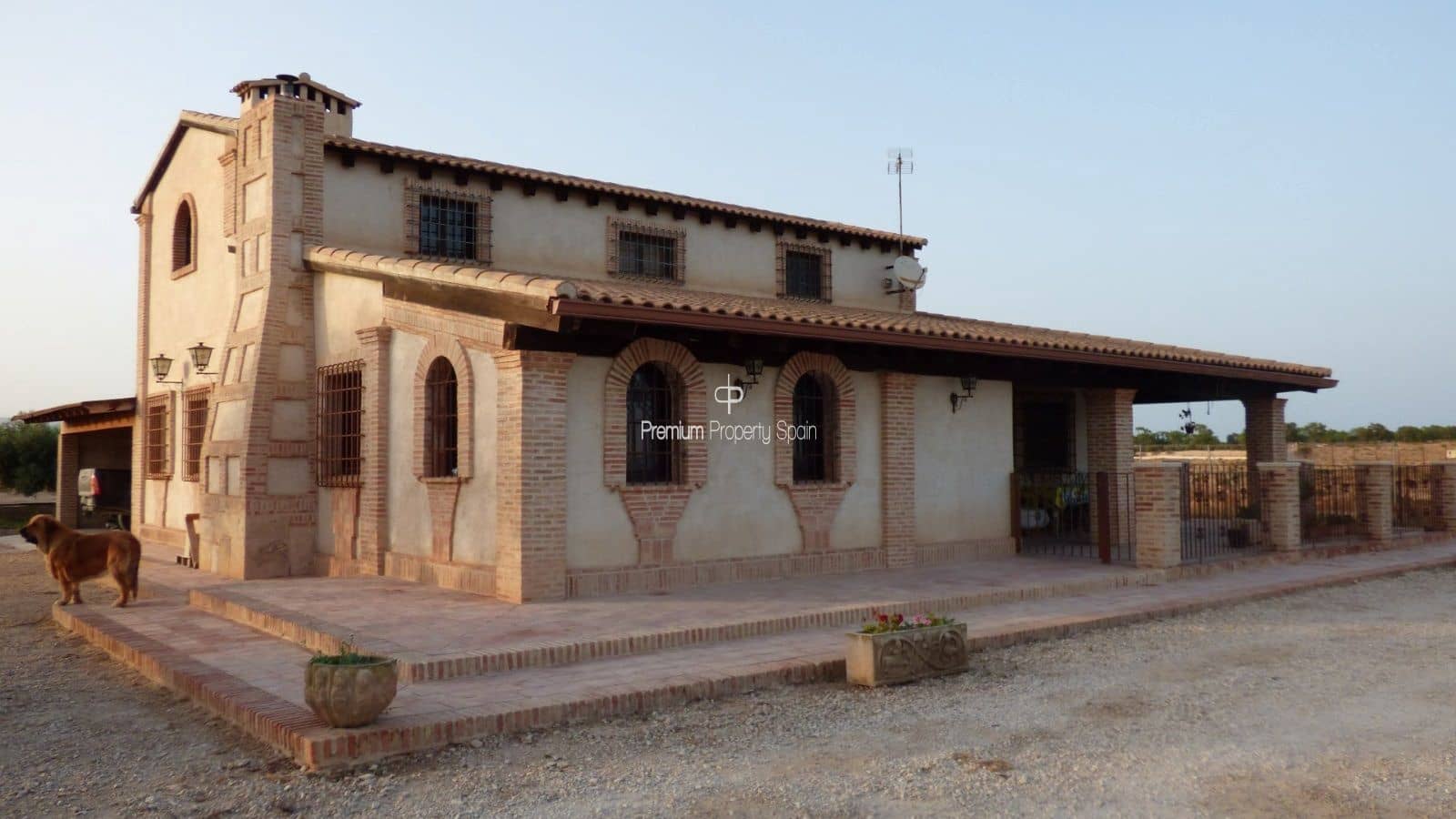 5 chambre Villa/Maison à vendre à Elche / Elx avec garage - 750 000 € (Ref: 8640156)