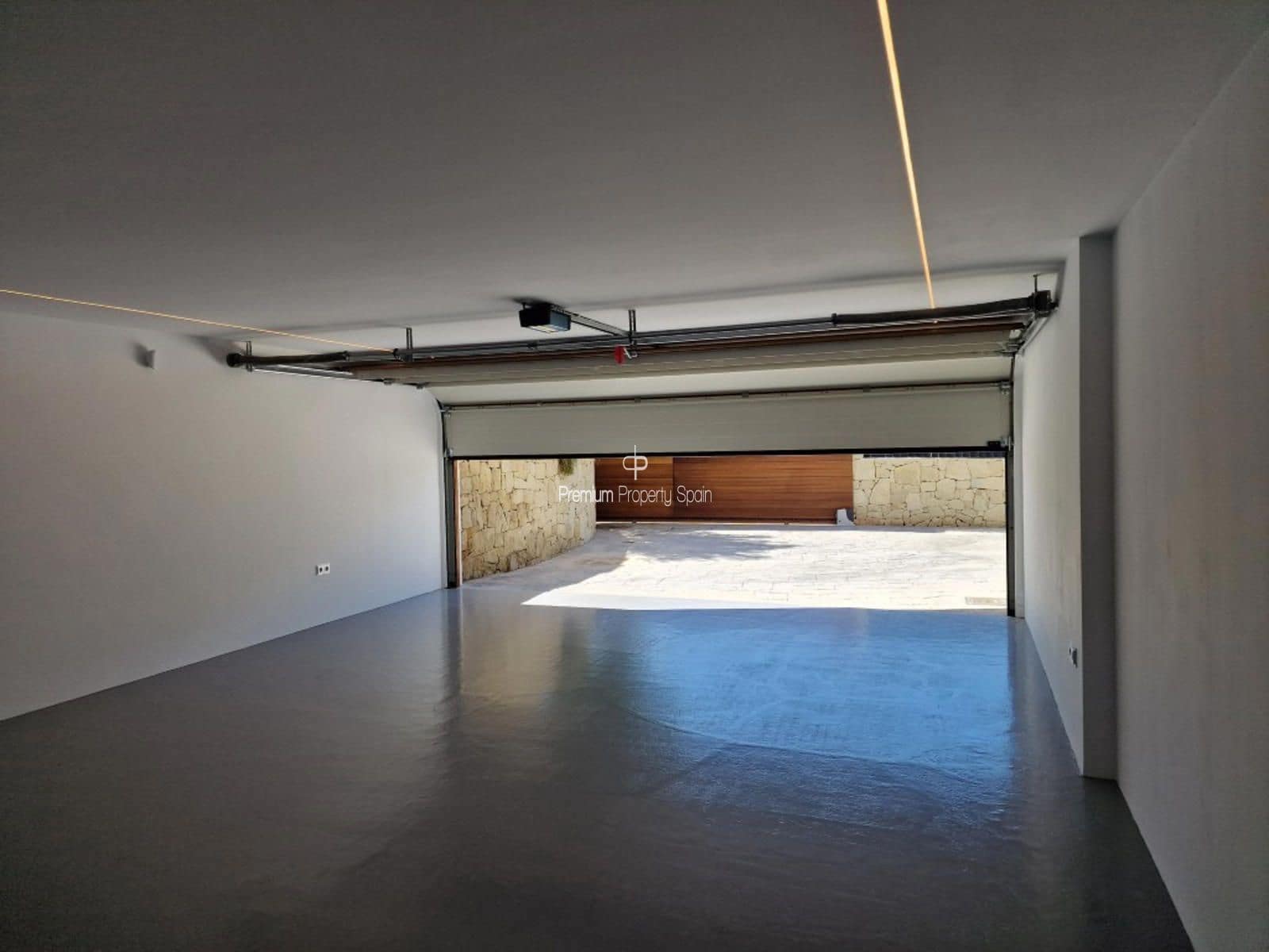 5 bedroom Villa for sale in Javea / Xabia with pool garage - € 4,125,000 (Ref: 9394093)