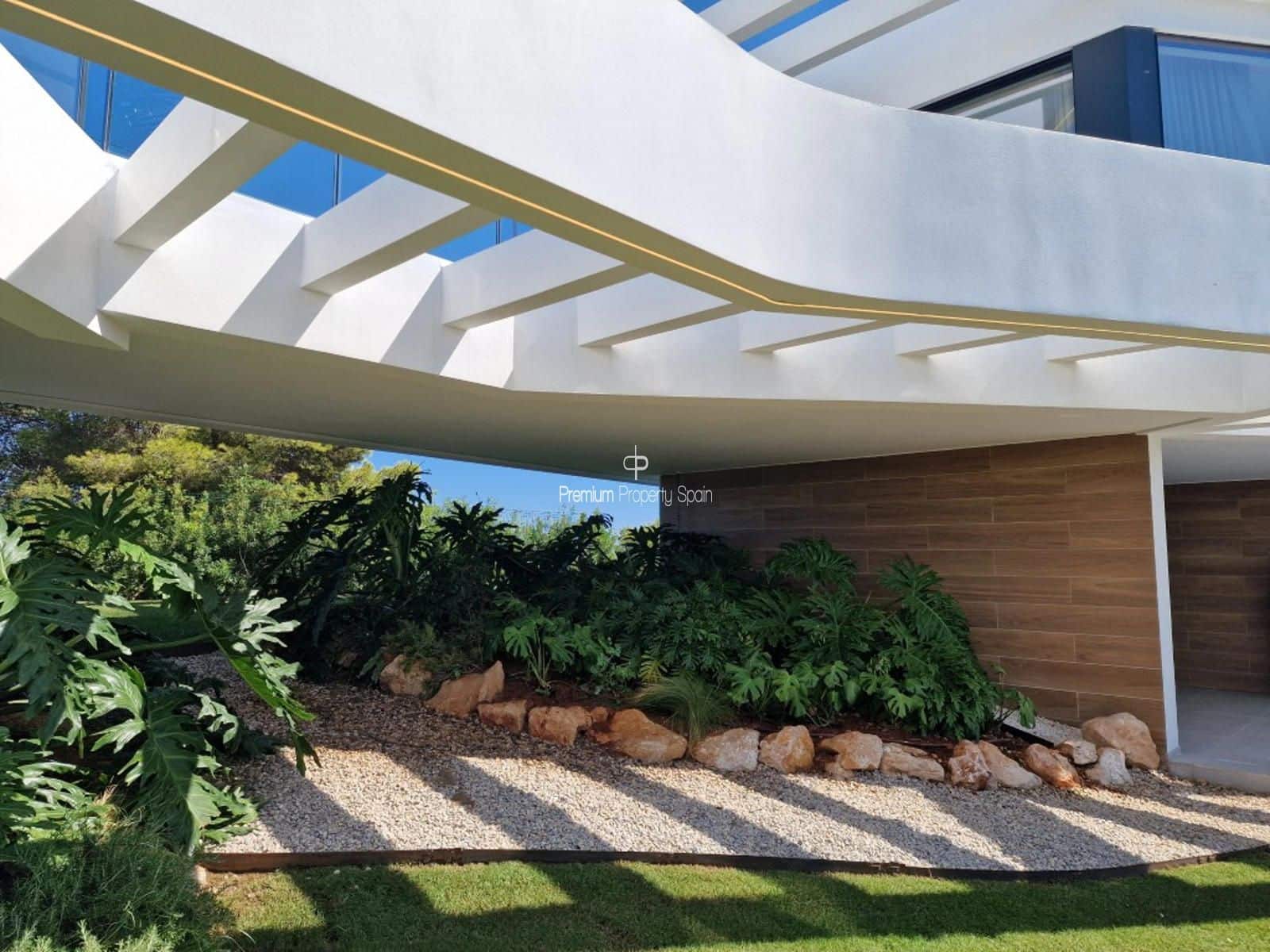 5 bedroom Villa for sale in Javea / Xabia with pool garage - € 4,125,000 (Ref: 9394093)