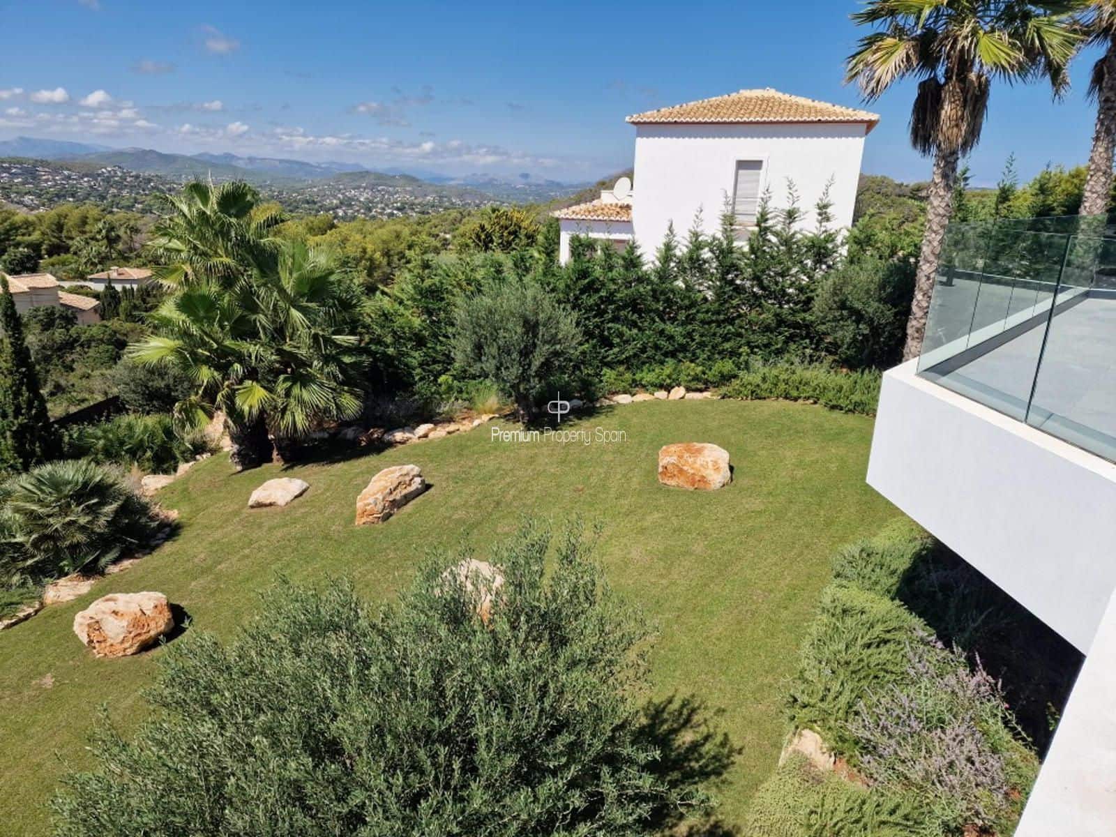 5 bedroom Villa for sale in Javea / Xabia with pool garage - € 4,125,000 (Ref: 9394093)