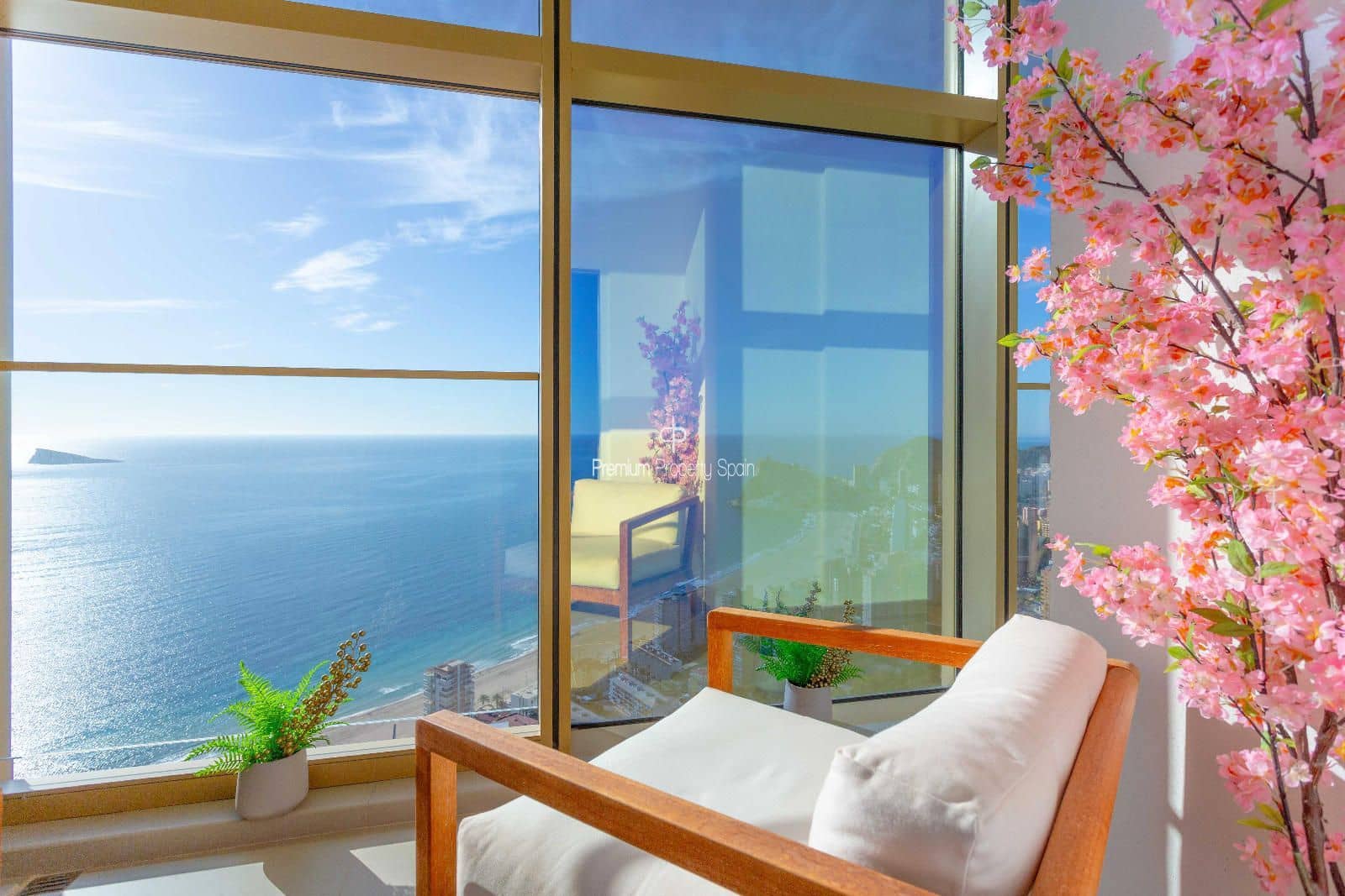 2 makuuhuone Asunto myytävänä paikassa Benidorm mukana uima-altaan 
autotalli - 513 000 € (Ref: 9394099)