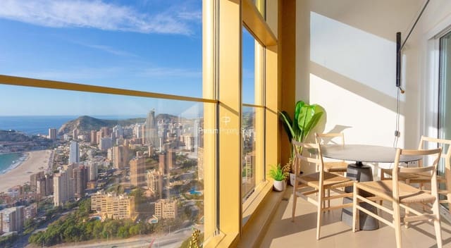 2 makuuhuone Asunto myytävänä paikassa Playa Poniente, Benidorm mukana uima-altaan 
autotalli - 513 000 € (Ref: 9394099)