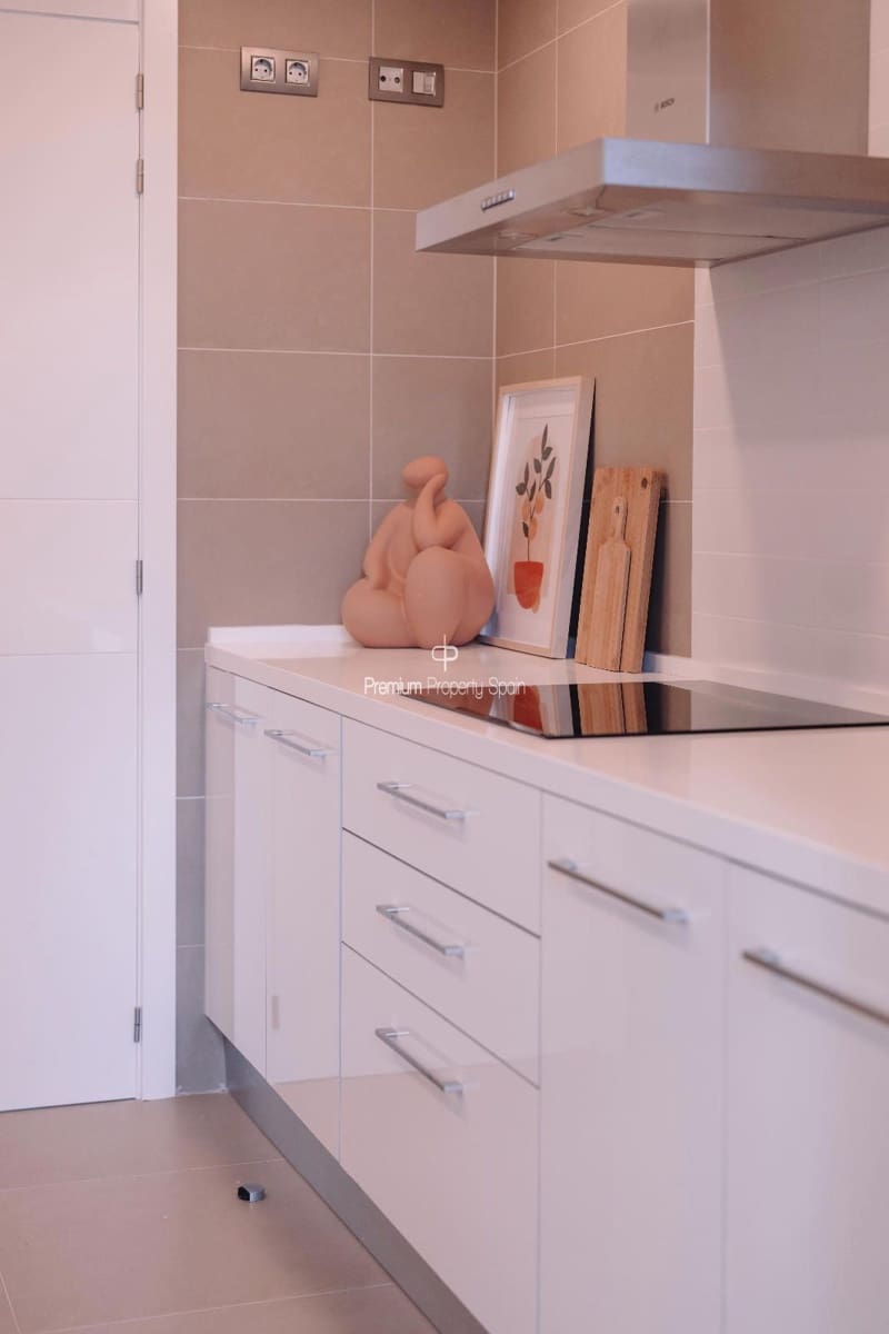 2 chambre Appartement à vendre à Benidorm avec piscine garage - 650 000 € (Ref: 9394100)