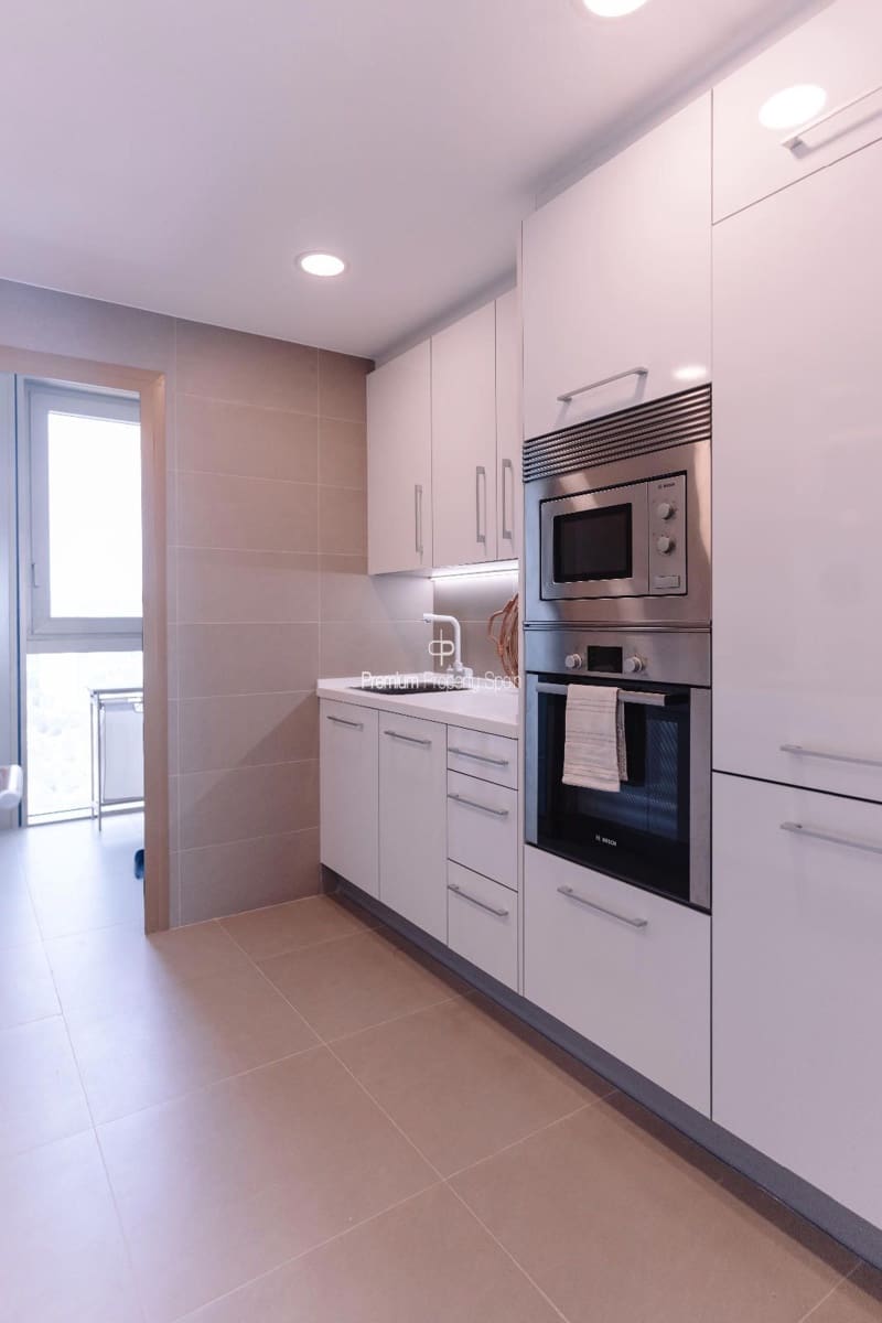 2 chambre Appartement à vendre à Benidorm avec piscine garage - 650 000 € (Ref: 9394100)