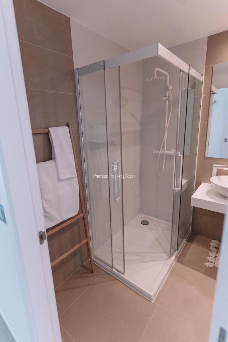 2 chambre Appartement à vendre à Benidorm avec piscine garage - 650 000 € (Ref: 9394100)