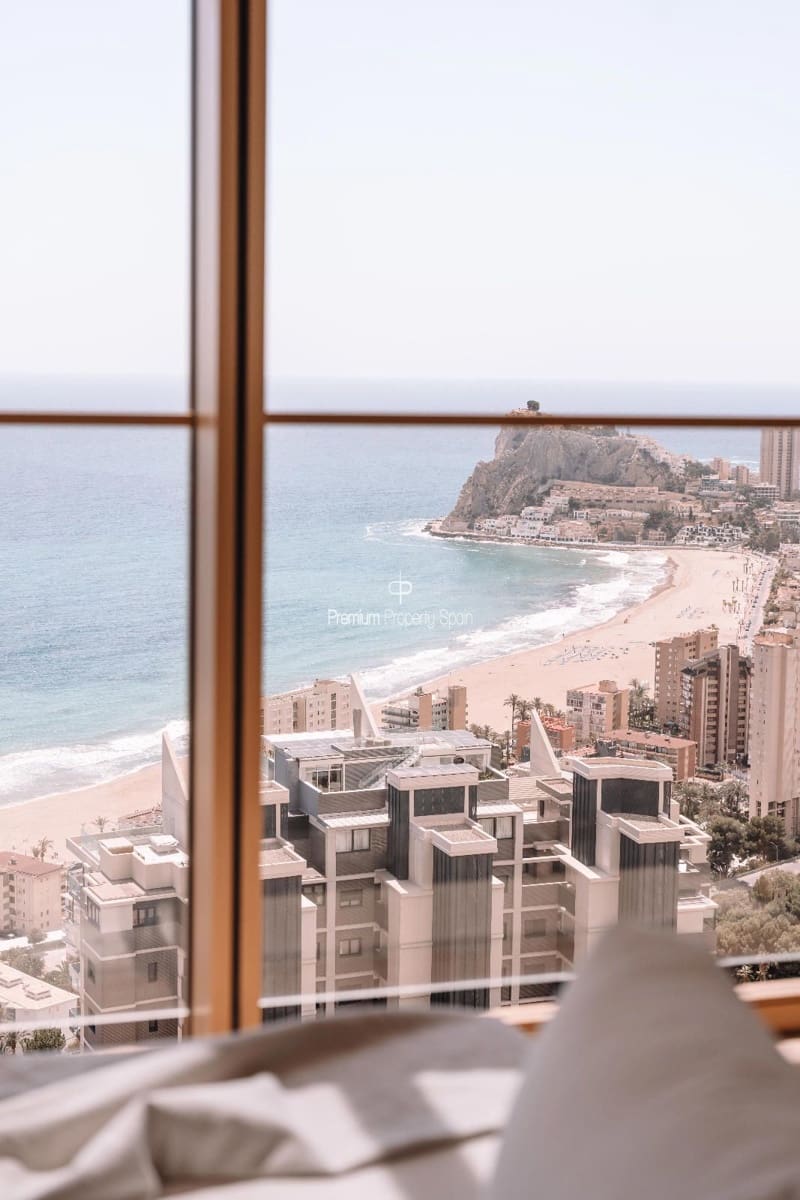 2 chambre Appartement à vendre à Benidorm avec piscine garage - 650 000 € (Ref: 9394100)