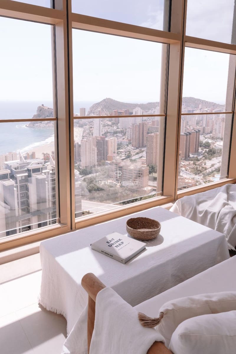 2 chambre Appartement à vendre à Benidorm avec piscine garage - 650 000 € (Ref: 9394100)