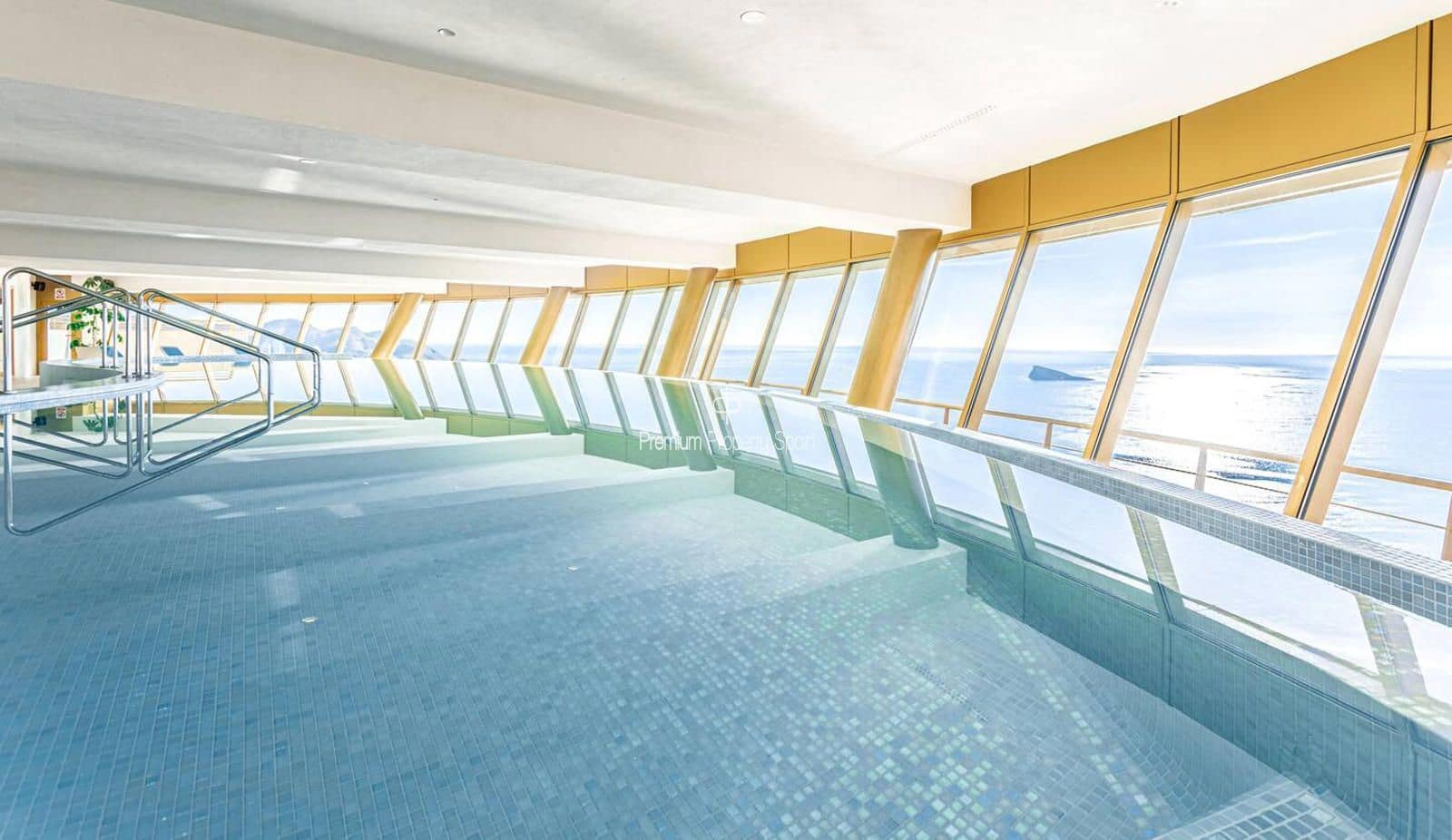 2 chambre Appartement à vendre à Benidorm avec piscine garage - 650 000 € (Ref: 9394100)