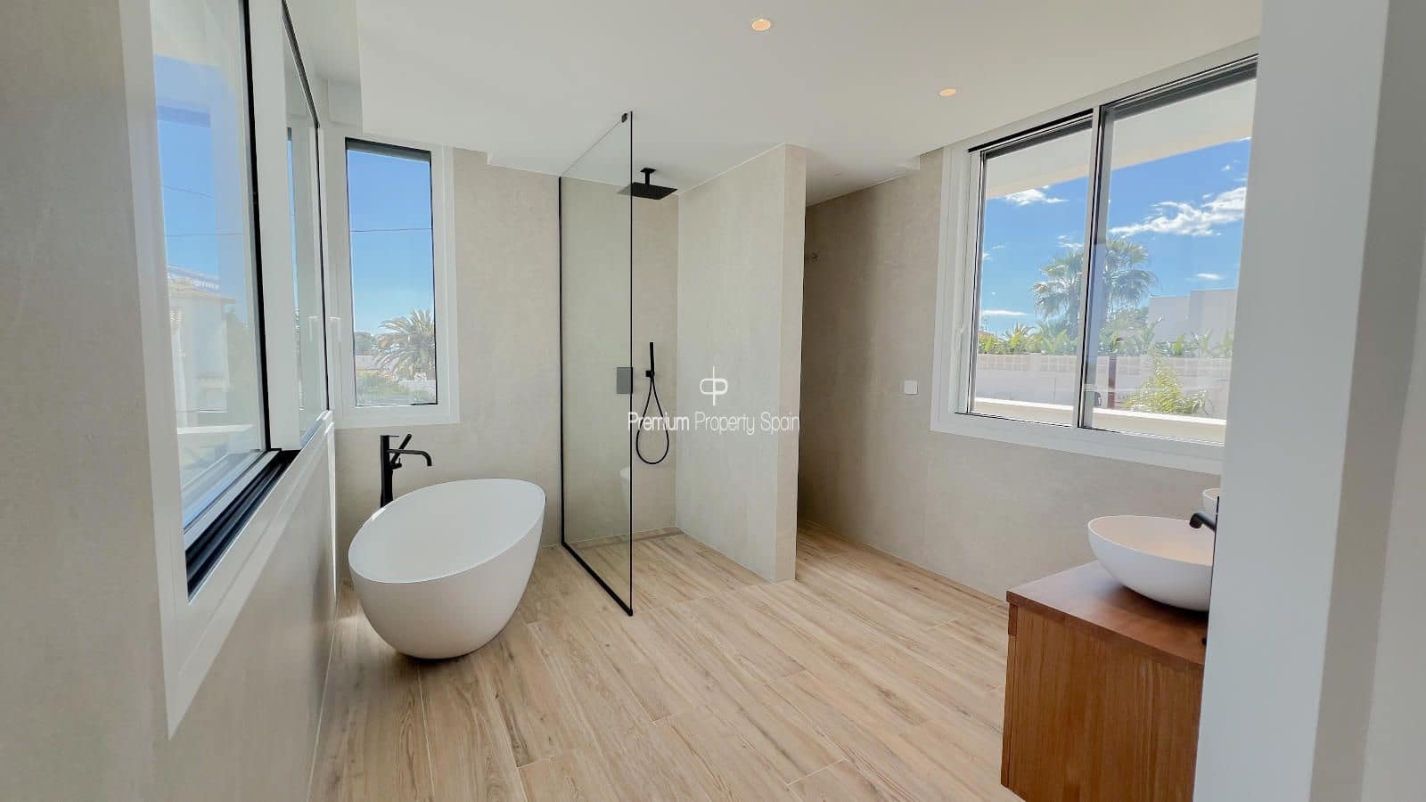 Chalet de 4 habitaciones en Benissa en venta con piscina garaje - 2.260.000 € (Ref: 9394101)