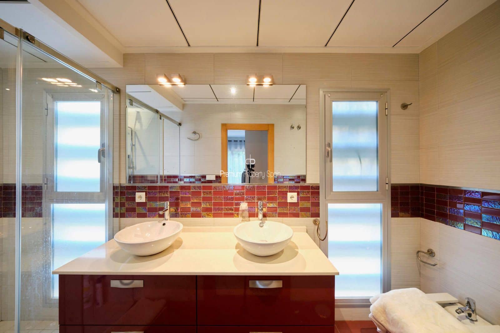 5 soverom Villa til salgs i Playa de San Juan med svømmebasseng garasje - € 1 299 000 (Ref: 9394105)