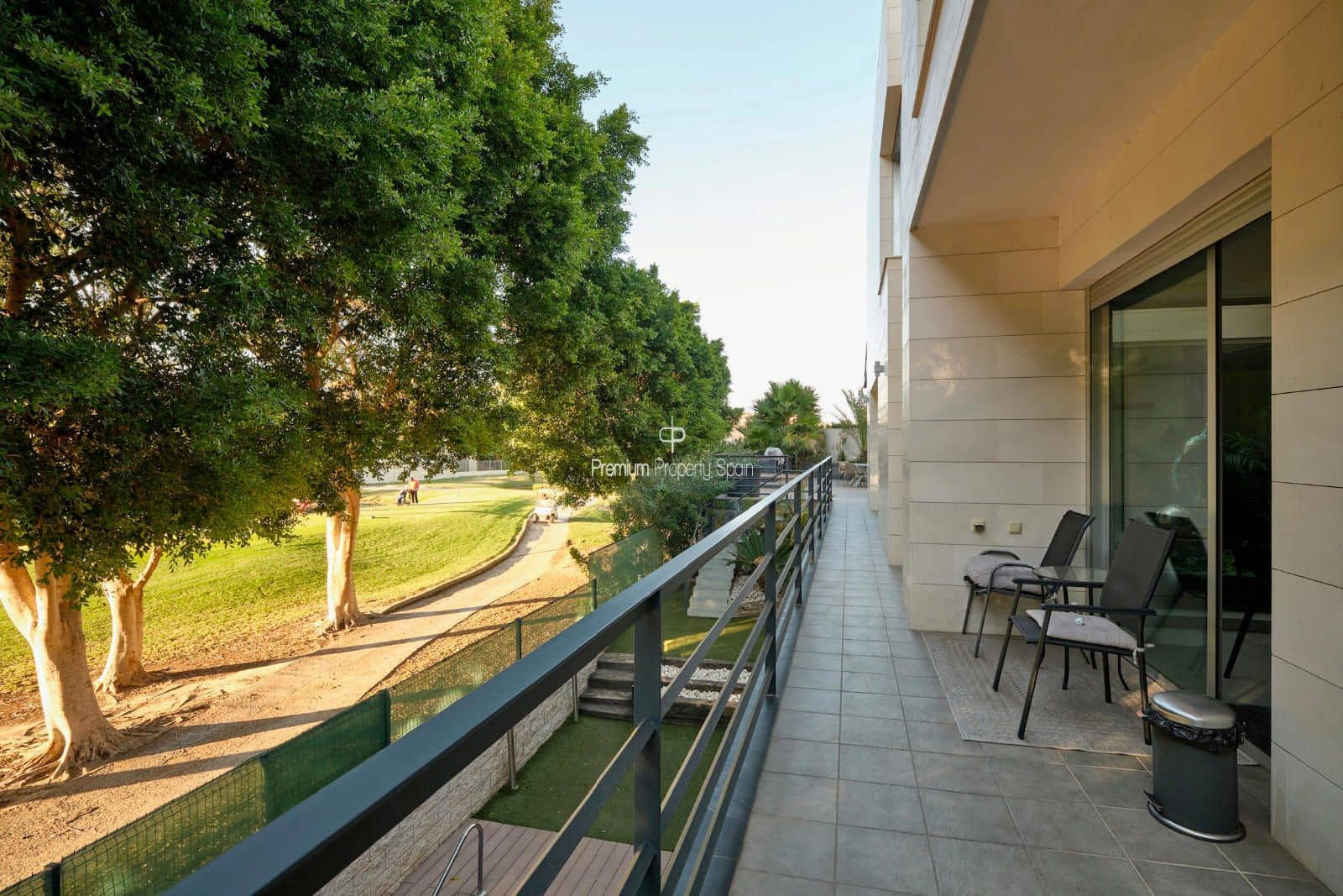 5 soverom Villa til salgs i Playa de San Juan med svømmebasseng garasje - € 1 299 000 (Ref: 9394105)