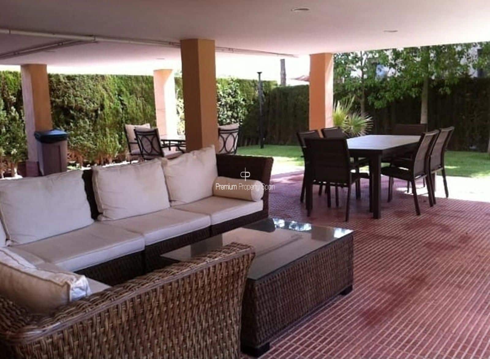 5 chambre Villa/Maison à vendre à La Veleta avec piscine garage - 2 100 000 € (Ref: 9394106)