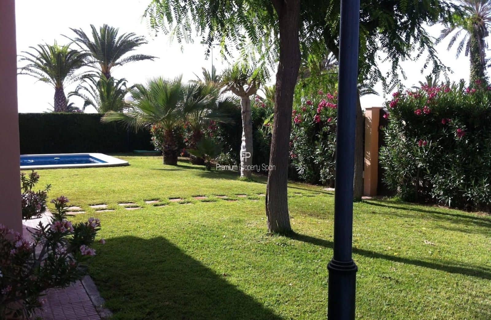 5 chambre Villa/Maison à vendre à La Veleta avec piscine garage - 2 100 000 € (Ref: 9394106)