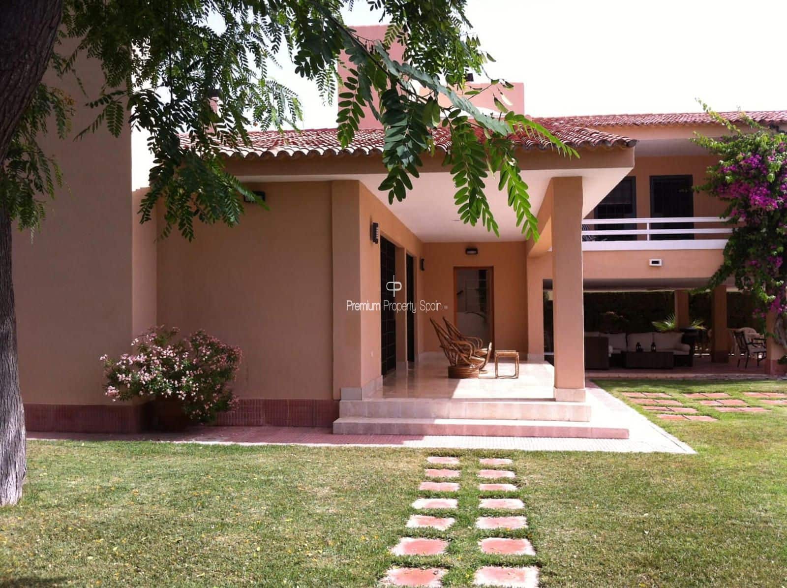 5 chambre Villa/Maison à vendre à La Veleta avec piscine garage - 2 100 000 € (Ref: 9394106)