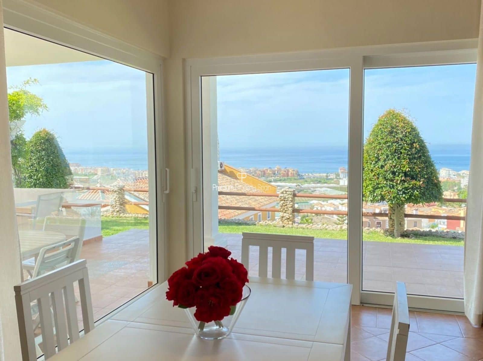 3 chambre Villa/Maison à vendre à Torrox avec piscine garage - 670 000 € (Ref: 9394110)