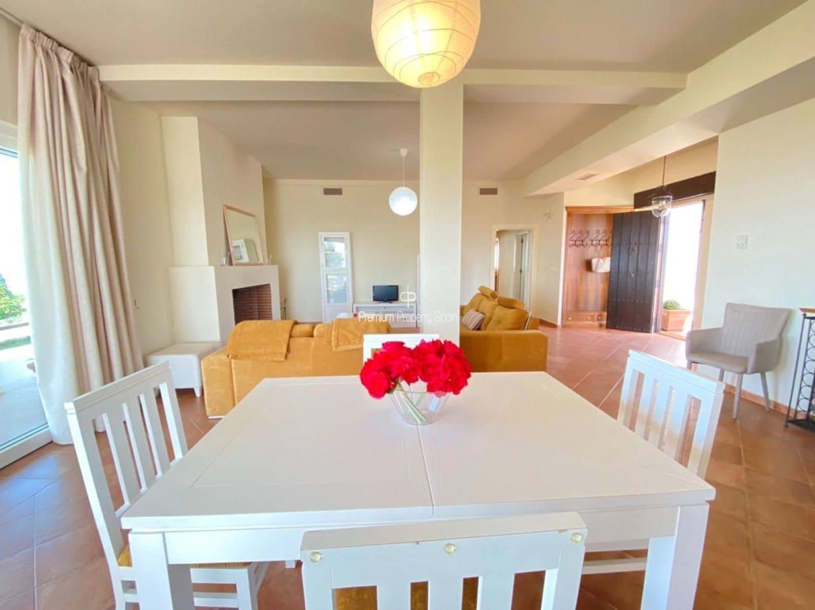 3 chambre Villa/Maison à vendre à Torrox avec piscine garage - 670 000 € (Ref: 9394110)