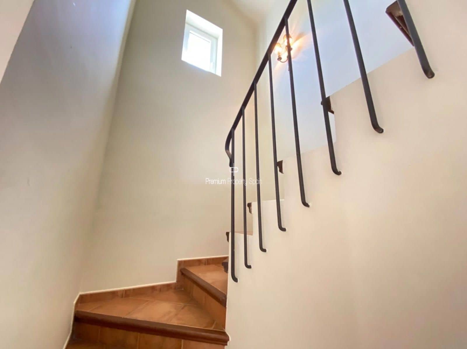 3 chambre Villa/Maison à vendre à Torrox avec piscine garage - 670 000 € (Ref: 9394110)