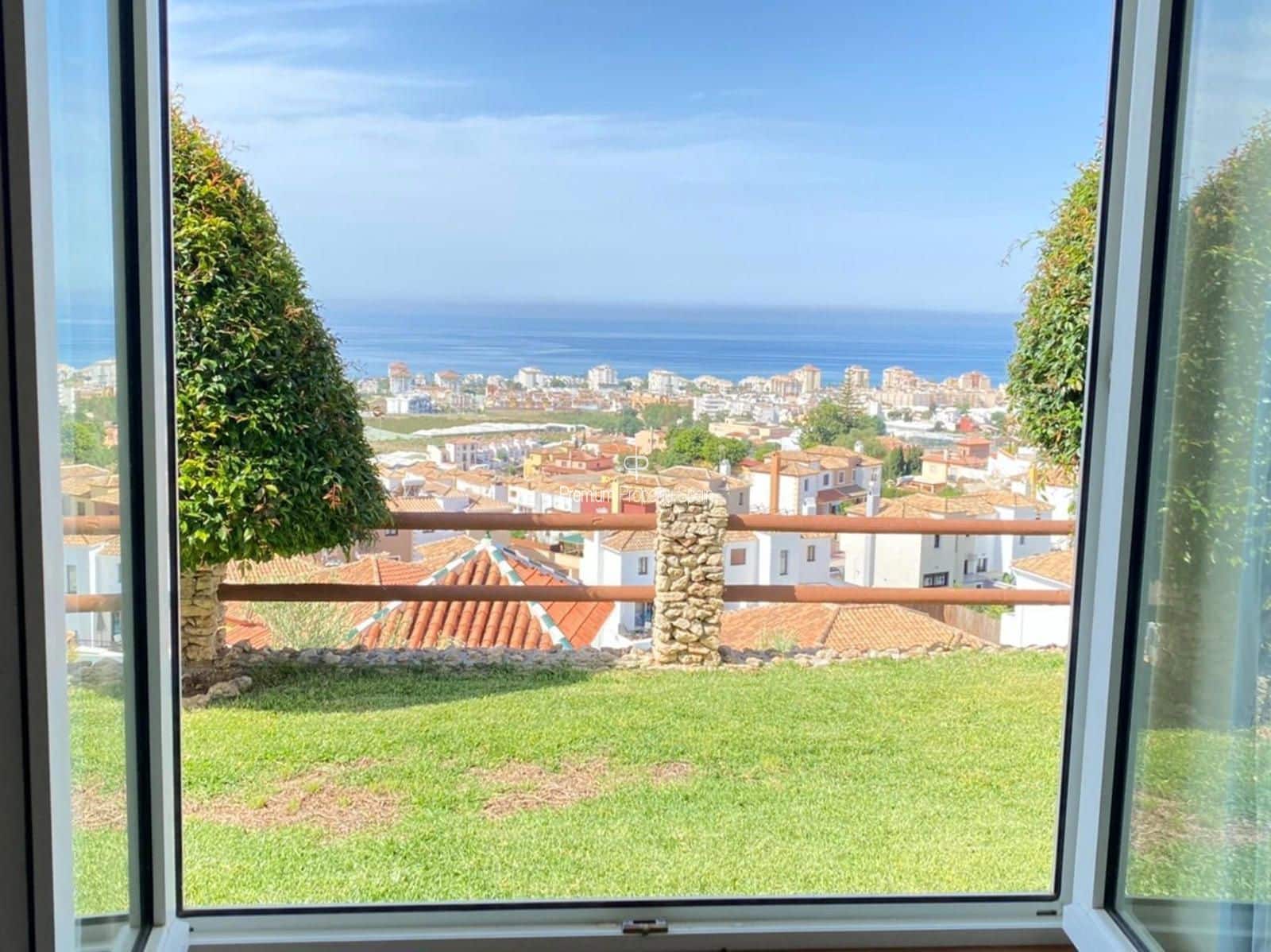 3 chambre Villa/Maison à vendre à Torrox avec piscine garage - 670 000 € (Ref: 9394110)