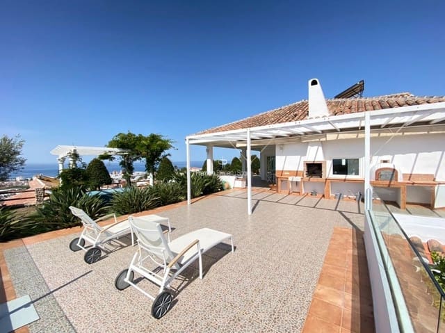 3 chambre Villa/Maison à vendre à Torrox avec piscine garage - 670 000 € (Ref: 9394110)