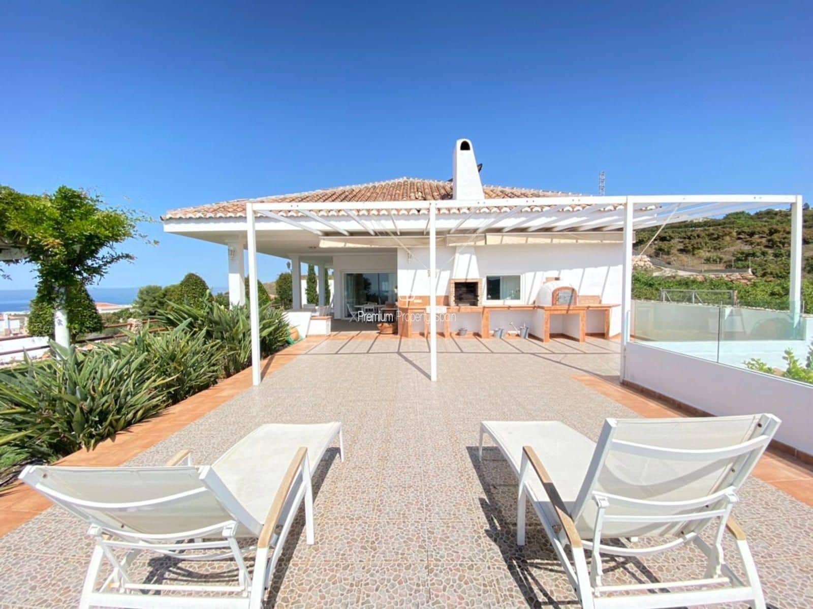 3 chambre Villa/Maison à vendre à Torrox avec piscine garage - 670 000 € (Ref: 9394110)