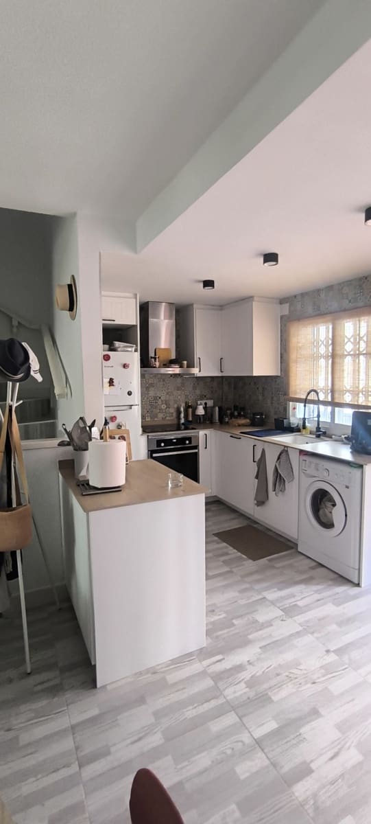 3 sypialnia Penthouse na sprzedaż w El Campello z basenem garażem - 420 000 € (Ref: 10095768)