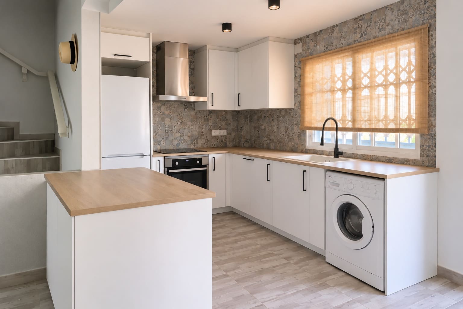 3 sypialnia Penthouse na sprzedaż w El Campello z basenem garażem - 420 000 € (Ref: 10095768)