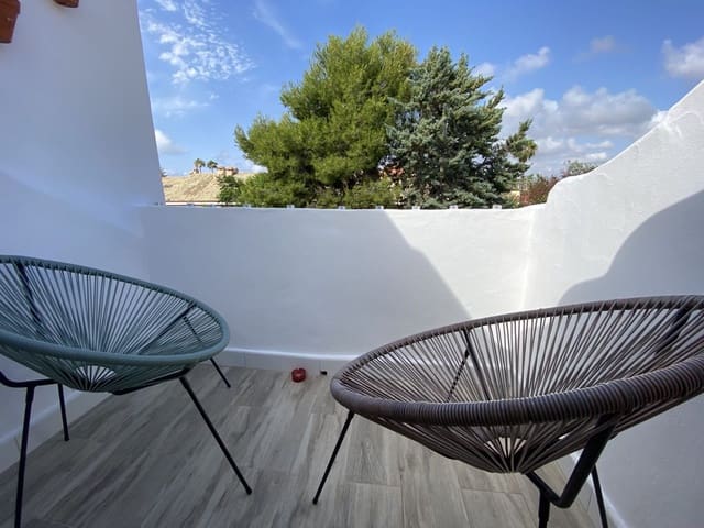 4 makuuhuone Bungalow myytävänä paikassa San Juan de Alicante / Sant Joan d'Alacant mukana uima-altaan 
autotalli - 525 000 € (Ref: 9432683)