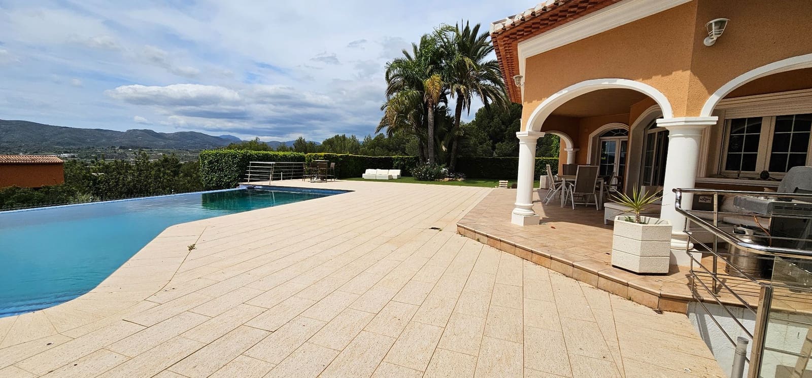 4 slaapkamer Villa te koop in Javea / Xabia met zwembad garage - € 1.650.000 (Ref: 9432691)