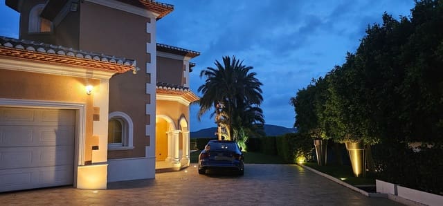 4 slaapkamer Villa te koop in Javea / Xàbia met zwembad garage - € 1.650.000 (Ref: 9432691)