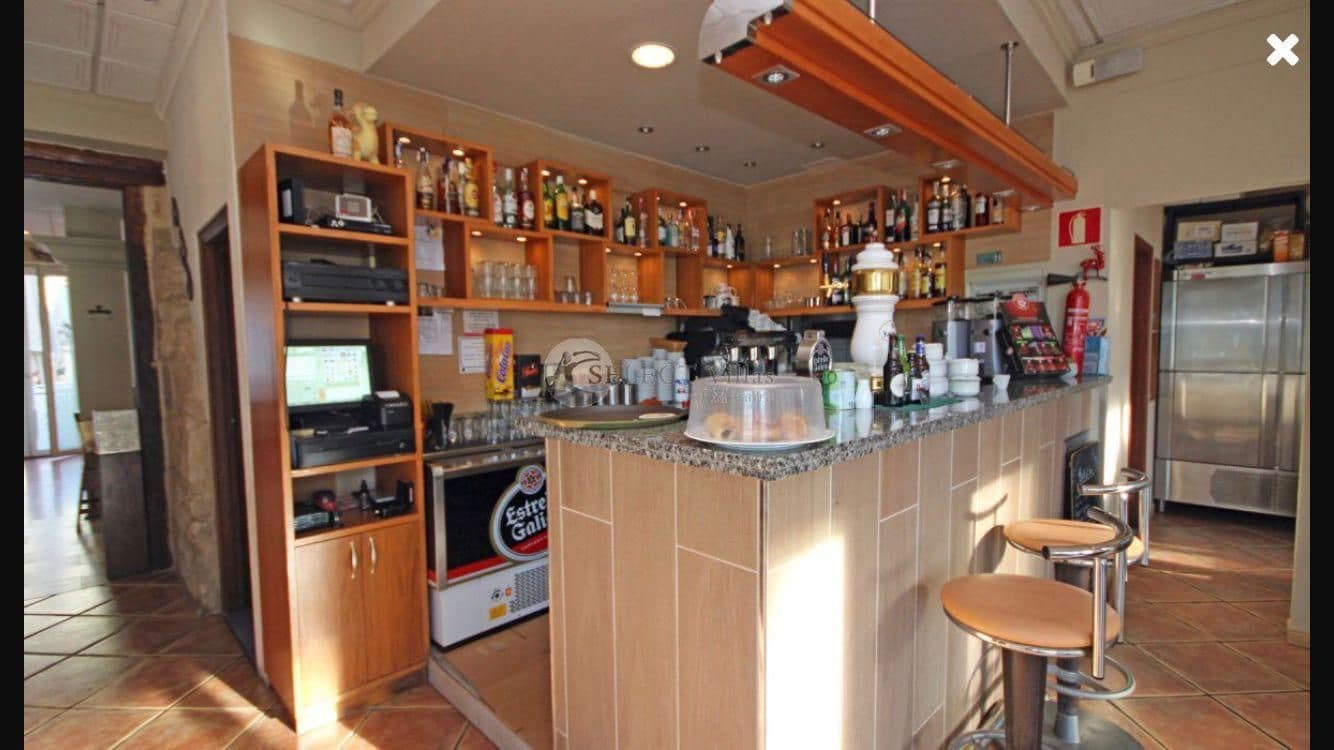 Commercieel te koop in Moraira - € 275.000 (Ref: 9432692)