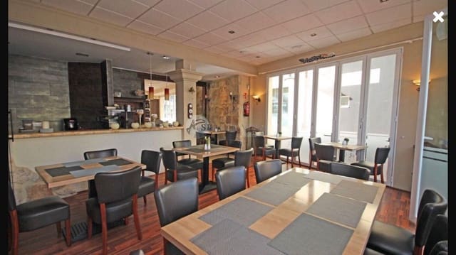 Local Comercial en Moraira, Teulada-Moraira en venta - 275.000 € (Ref: 9432692)