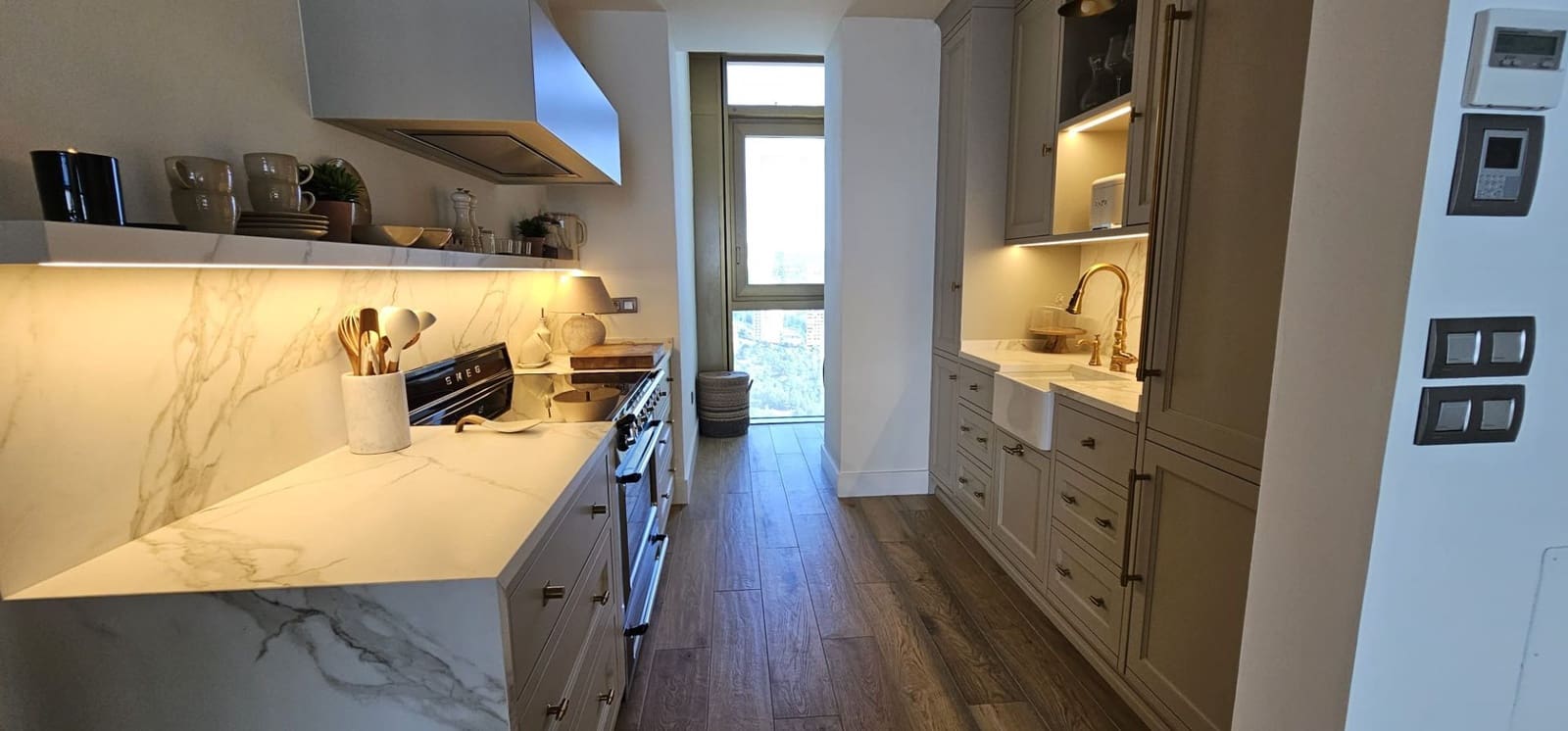 2 bedroom Apartment for sale in Benidorm with pool garage - € 764,000 (Ref: 9432695)