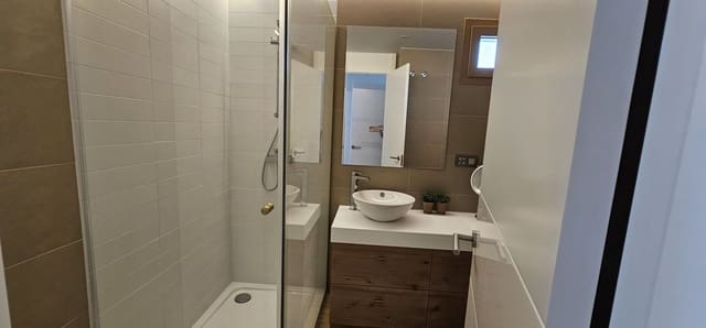 2 slaapkamer Appartement te koop in Playa Poniente, Benidorm met zwembad garage - € 764.000 (Ref: 9432695)