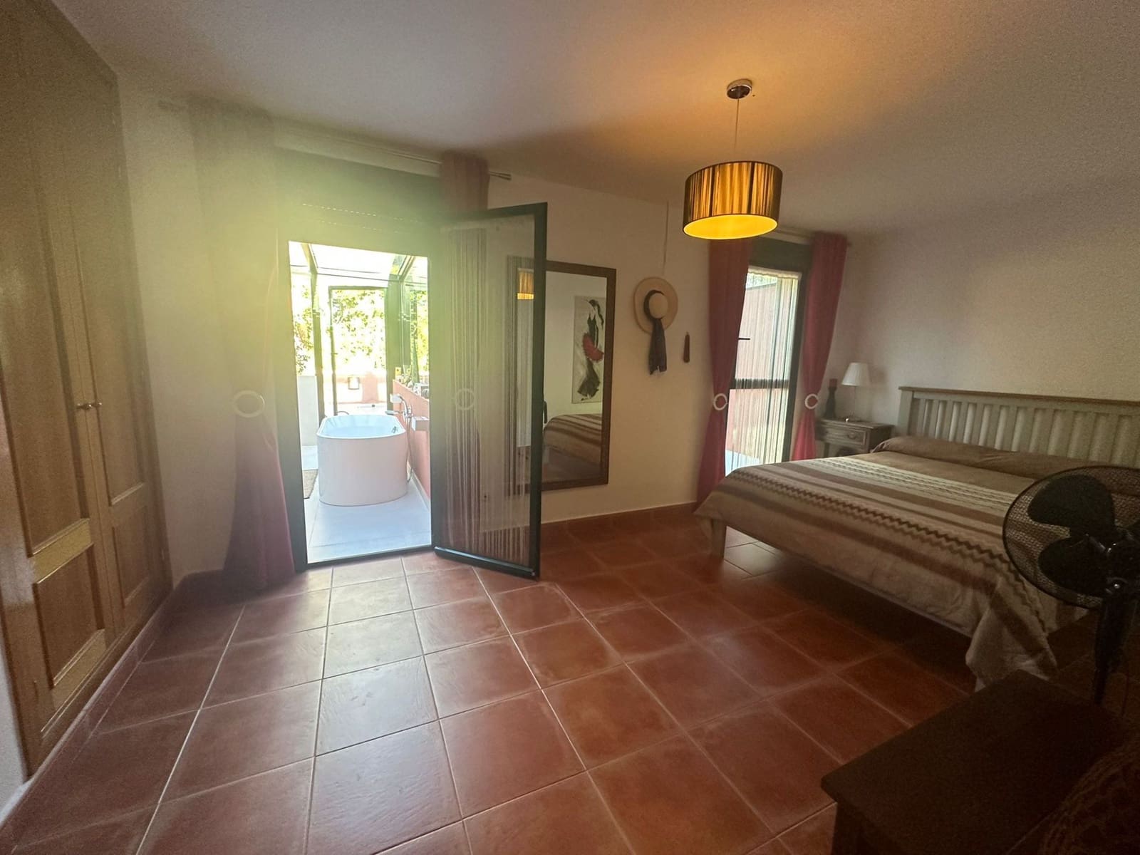 4 bedroom Semi-detached Villa for sale in Alicante / Alacant city with pool garage - € 650,000 (Ref: 9535549)